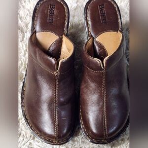 BORN Women's Brown Leather Clogs Slip-On Mules Wedge Heel W61018 Size 7 / 38